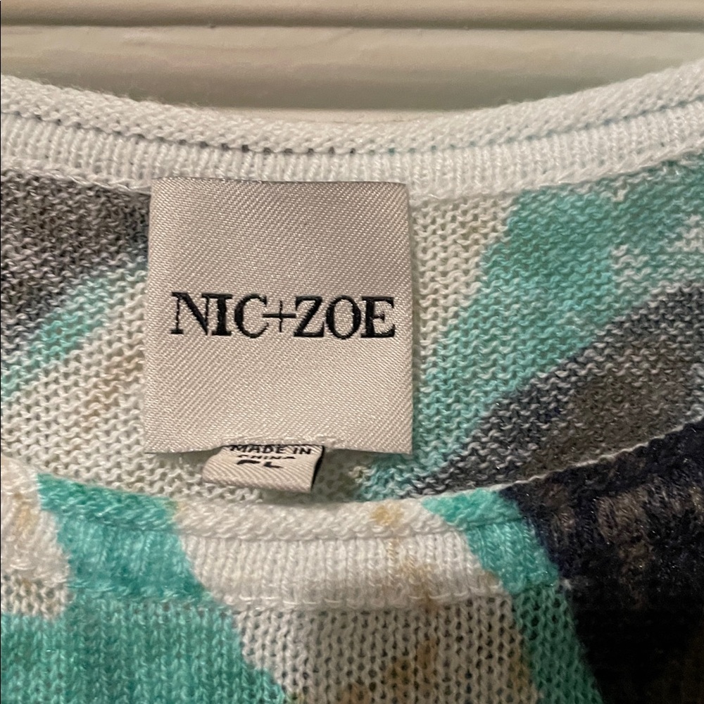 NIC+ZOE Teal and Black Knit Top NWOT - Picture 2 of 16